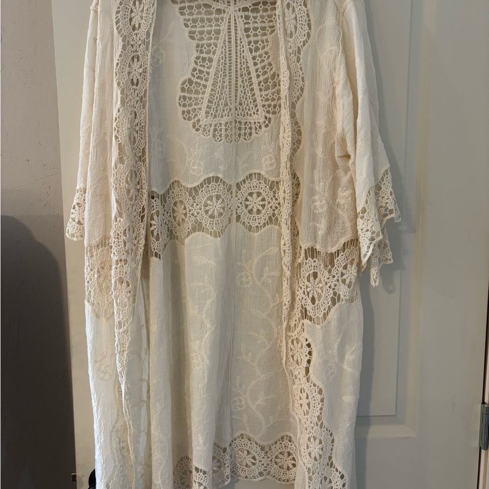 Cream Crochet Lace Kimono